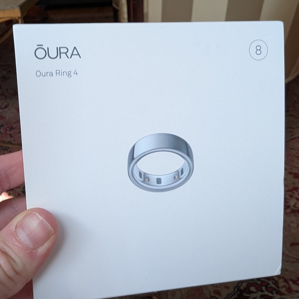 Oura Ring 4, Size 8, Silver, New In Box